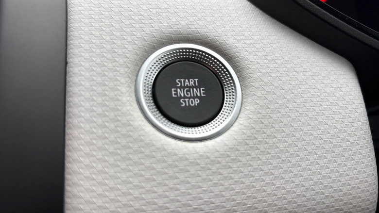 Renault Clio 1.0 TCe 90 Techno 5dr Petrol Hatchback